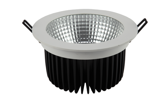 華輝照明LED筒燈驅動為恒流隔離外置驅動，便于安裝維護，與光源板實現完美匹配。